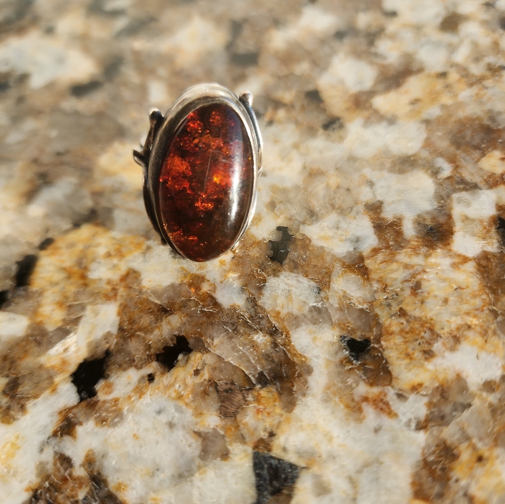 Amber RING Size 8 Sterling Silver - Picture 10 of 11